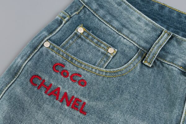 Chanel Jeans