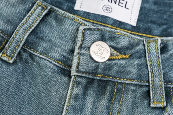 Chanel Jeans